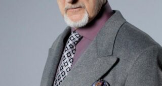 James Cromwell : Photo