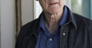 James Cromwell : Photo
