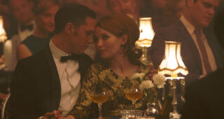 Legend : Photo Tom Hardy, Emily Browning