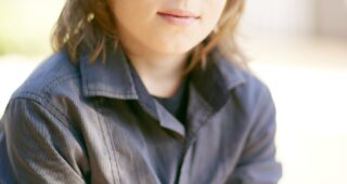 Ed Oxenbould : Photo officielle