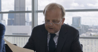 Happy End : Photo Toby Jones