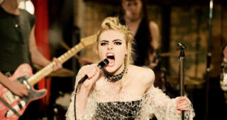 How to Talk to Girls at Parties : Photo Elle Fanning