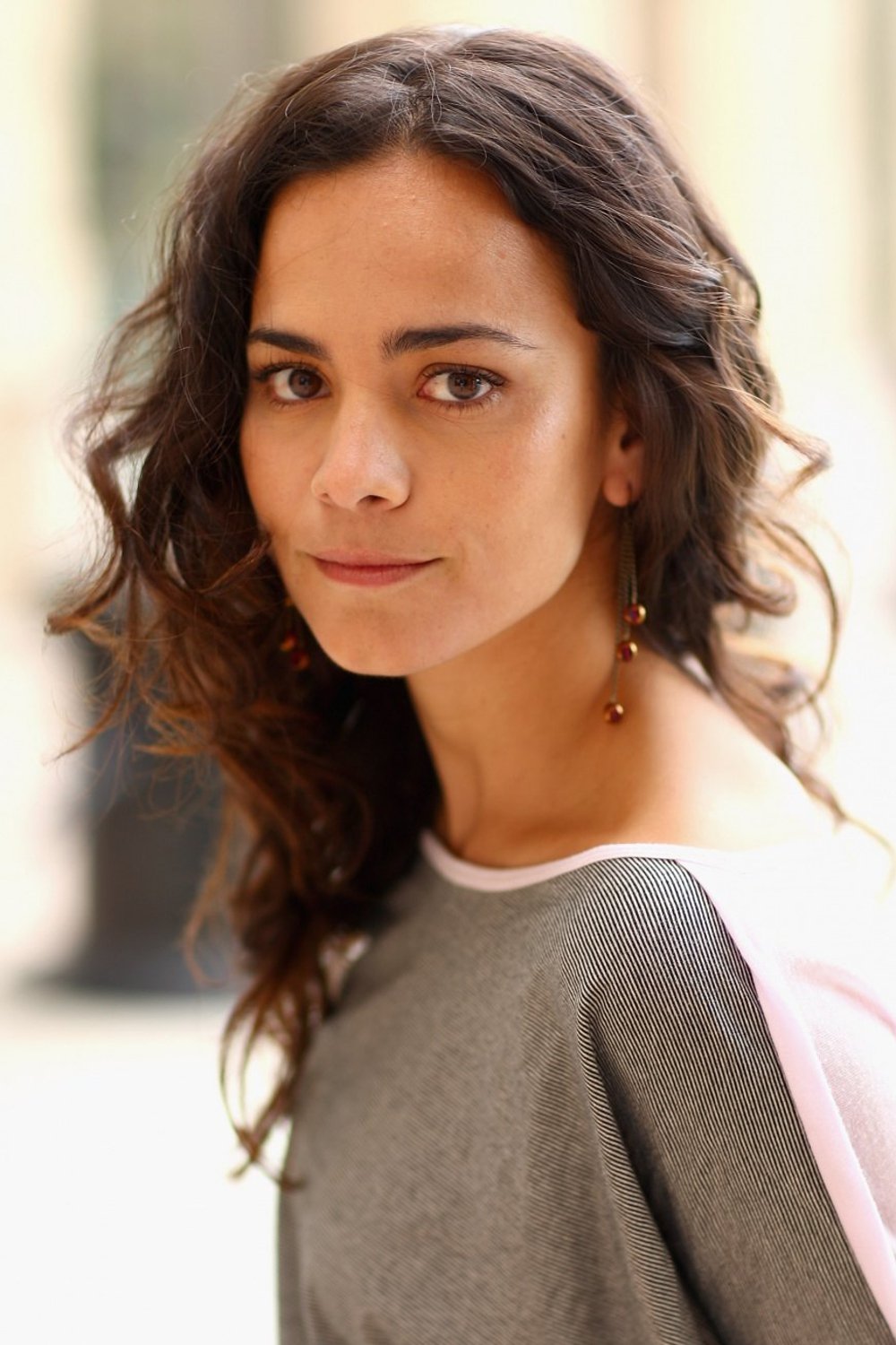 Alice Braga : Photo officielle
