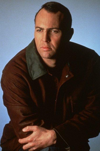 Arnold Vosloo : Photo officielle