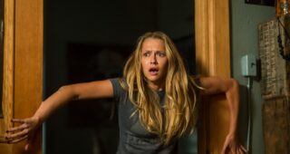 Dans le noir : Photo Teresa Palmer