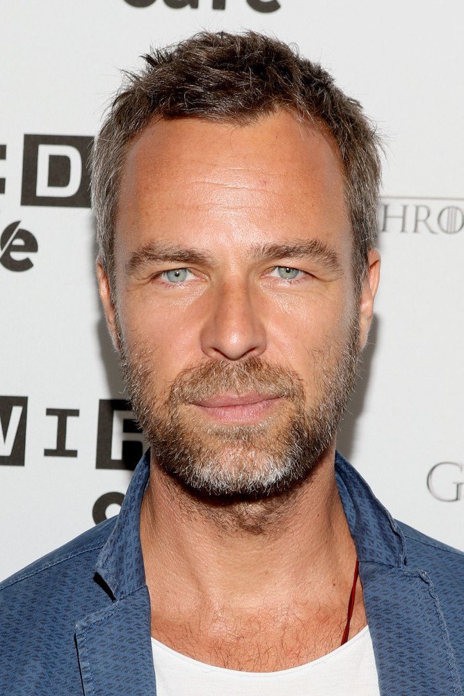 JR Bourne : Photo officielle