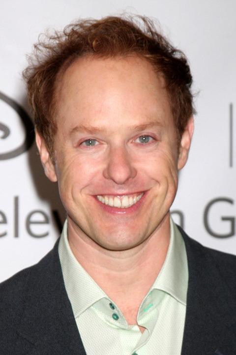Raphael Sbarge : Photo officielle
