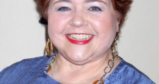 Patrika Darbo : Photo officielle