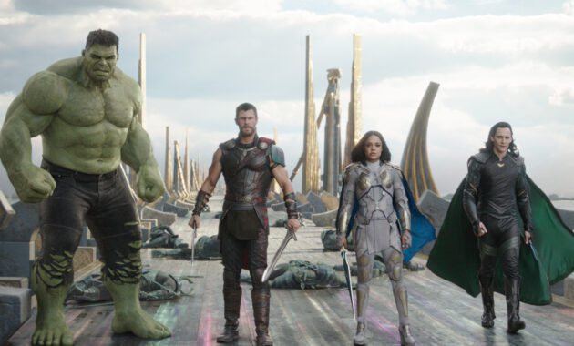 Thor : Ragnarok : Photo Tessa Thompson, Chris Hemsworth, Tom Hiddleston, Mark Ruffalo