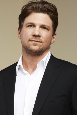 Marc Blucas : Photo officielle