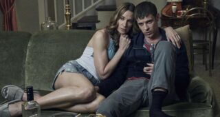 Mr. Mercedes : Photo Harry Treadaway, Kelly Lynch