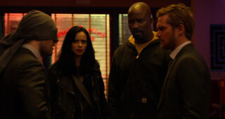 The Defenders : Photo Finn Jones, Krysten Ritter, Charlie Cox, Mike Colter
