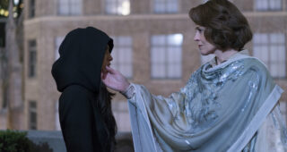 The Defenders : Photo Sigourney Weaver, The Defenders saison 1