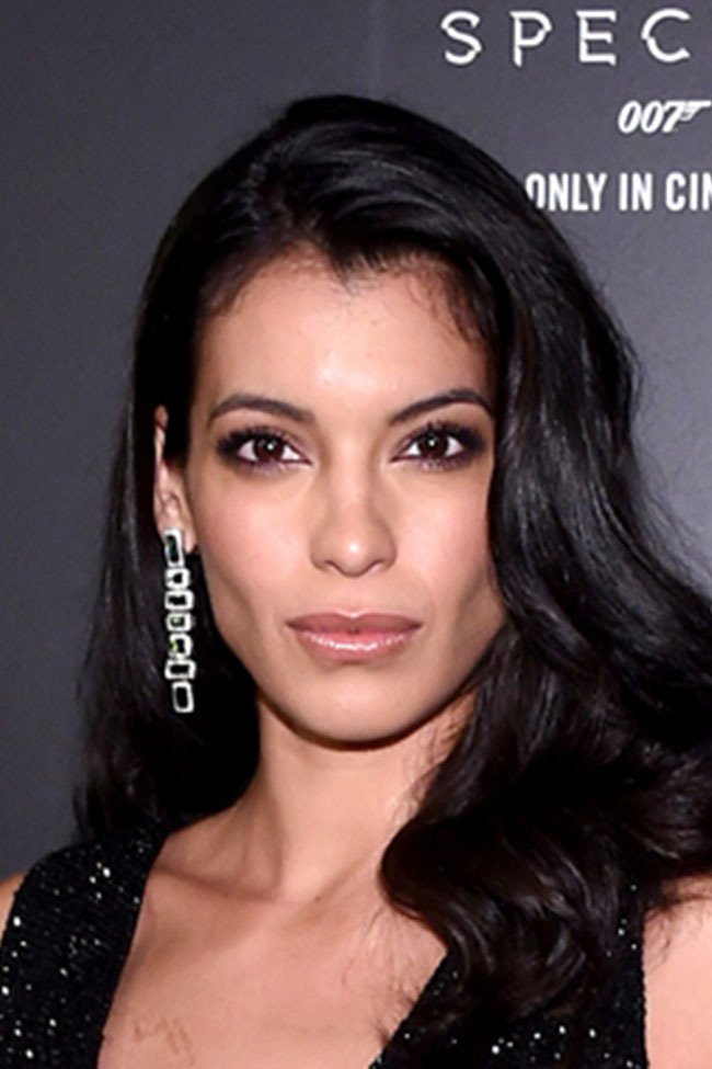 Stephanie Sigman : Photo officielle