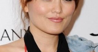 Hana Mae Lee : Photo officielle