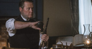 Lore : I Photo Robert Patrick