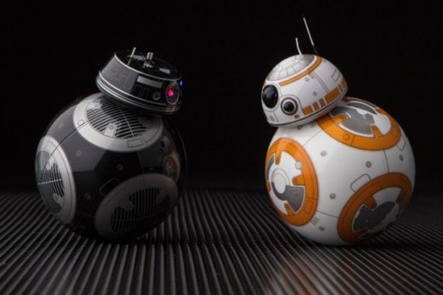 Photo BB-8 et BB-9E