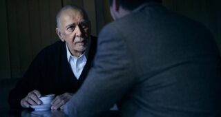 The Americans : Photo Frank Langella
