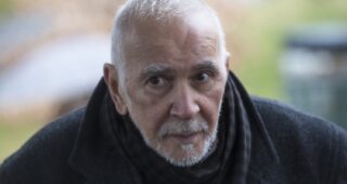 The Americans : Photo Frank Langella