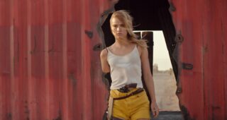 The Bad Batch : Photo Suki Waterhouse