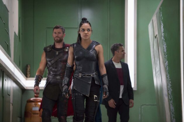 Photo Chris Hemsworth, Tessa Thompson