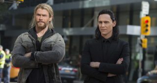 Thor : Ragnarok : Photo Chris Hemsworth, Tom Hiddleston