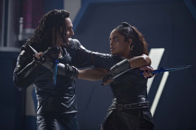 Photo Tom Hiddleston, Tessa Thompson
