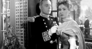 Danielle Darrieux : Photo, La vérité sur Bébé Donge