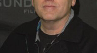 Finn Taylor : Photo officielle