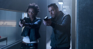 Zachary Levi : Photo Heroes Reborn