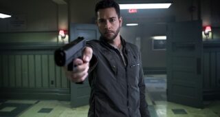Zachary Levi : Photo Heroes Reborn