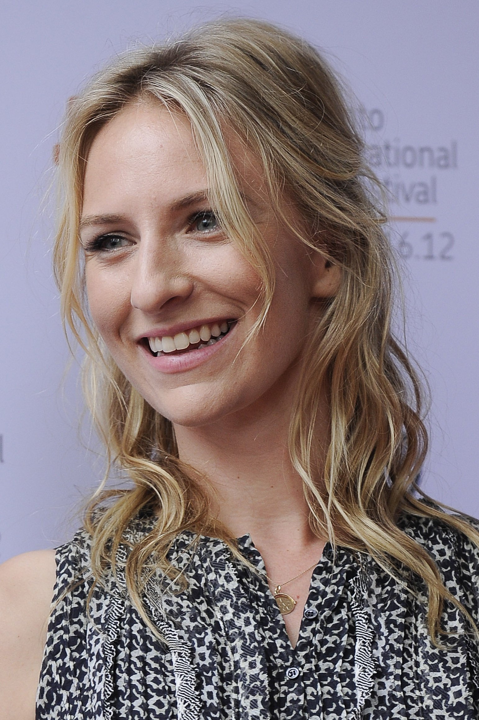 Mickey Sumner : Photo officielle