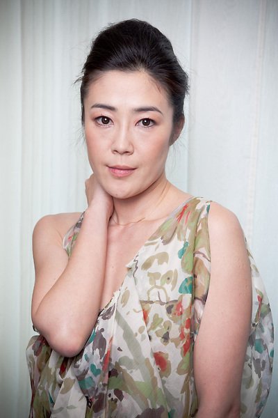 Shinobu Terajima : Photo officielle