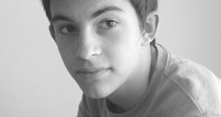 Jonathan Bailey : Photo officielle
