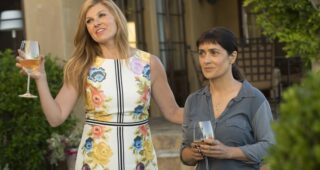 Beatriz at Dinner : Photo Salma Hayek, Connie Britton