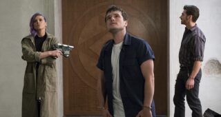 Future Man : Photo Josh Hutcherson, Eliza Coupe