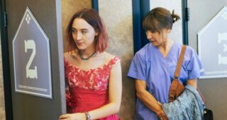 Lady Bird : Photo Laurie Metcalf, Saoirse Ronan