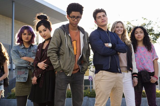 Marvel's Runaways : Photo Rhenzy Feliz, Gregg Sulkin, Virginia Gardner, Ariela Barer