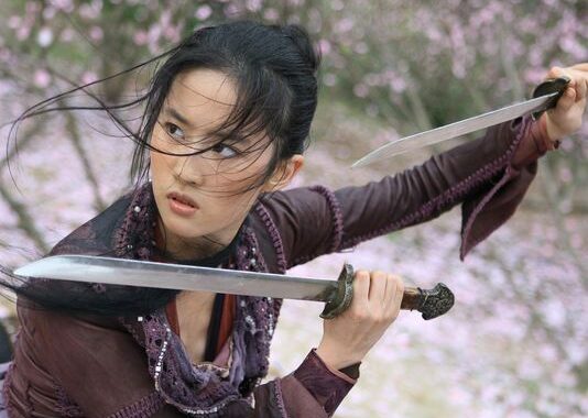 Yifei Liu : Photo Mulan