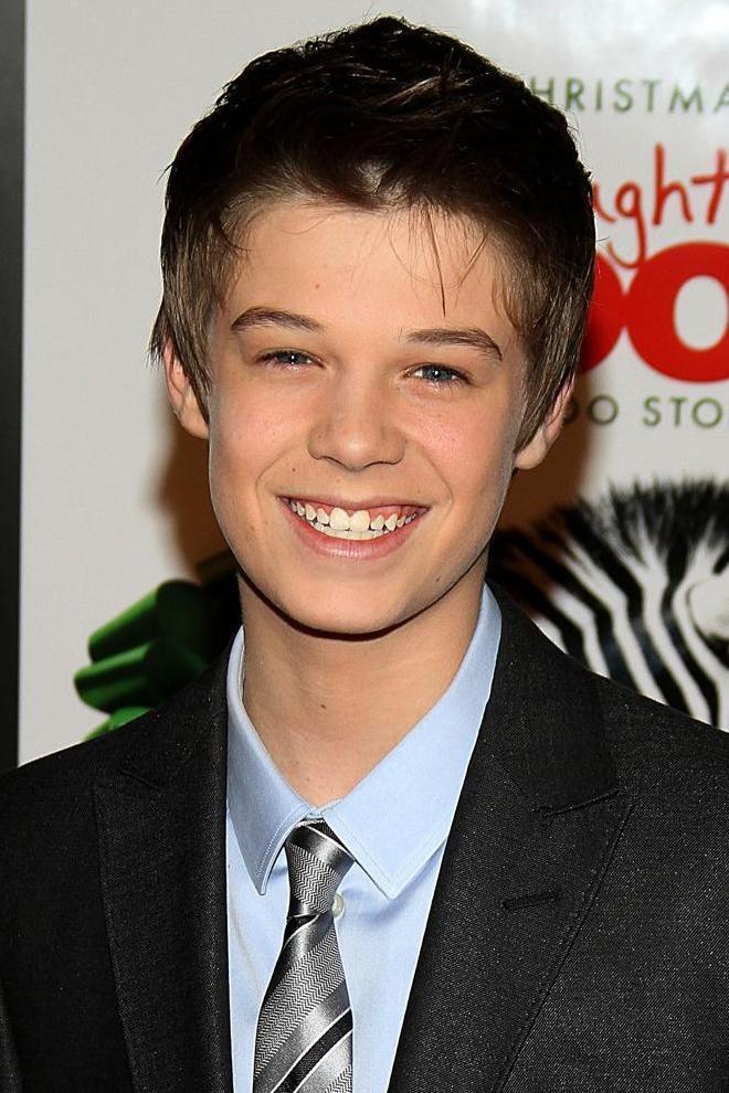 Colin Ford : Photo officielle