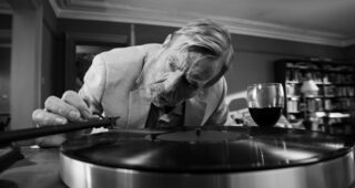 The Party : Photo Timothy Spall