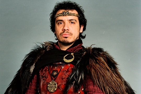 Alexandre Astier : Photo Kaamelott