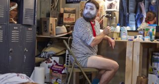 Baskets : Photo Zach Galifianakis