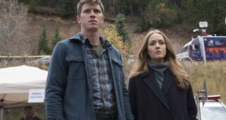 Mosaic : Photo Jennifer Ferrin, Garrett Hedlund