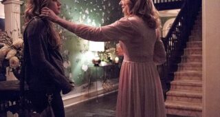 Sharp Objects : Photo Amy Adams, Patricia Clarkson