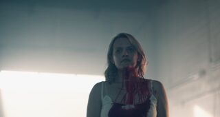 The Handmaid’s Tale saison 2 : Photo Elisabeth Moss