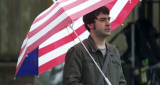 Touchy Feely : Photo Ron Livingston