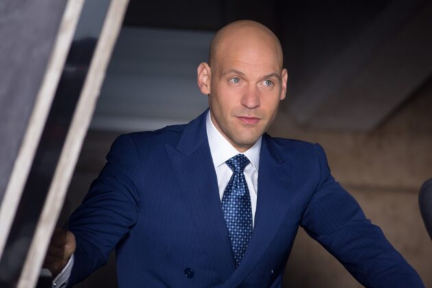 Photo Corey Stoll