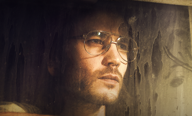 Waco : Photo Taylor Kitsch