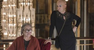 Kathy Bates : Photo Denis O'Hare